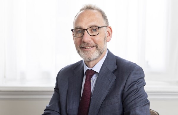 Dr Oliver Segal