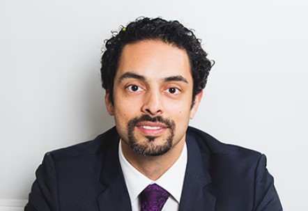 Dr Julian de Silva