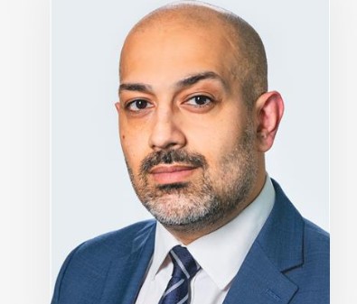 Mr Kash Akhtar knee orthopaedic surgeons in London