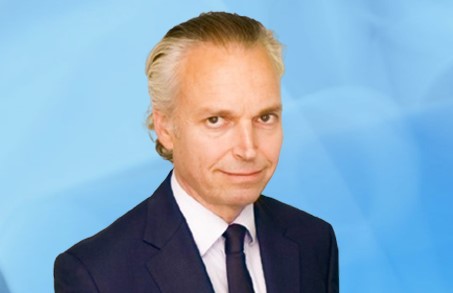 Dr Florian Wernig thyroid surgeons in London