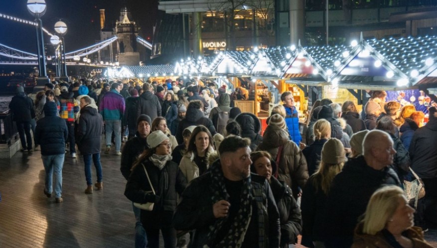 Christmas by the River